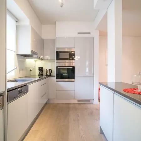 Apartment Palace Collection